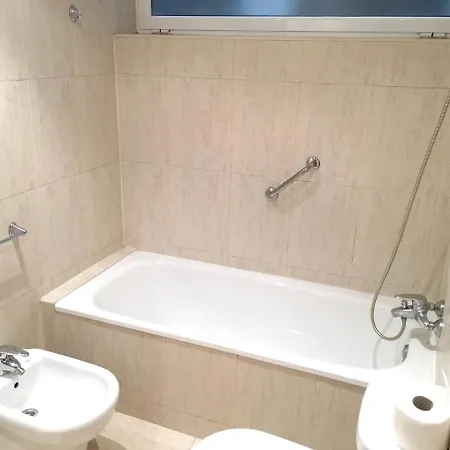 Apartment Spacious In With Shared Pool 85 M² *