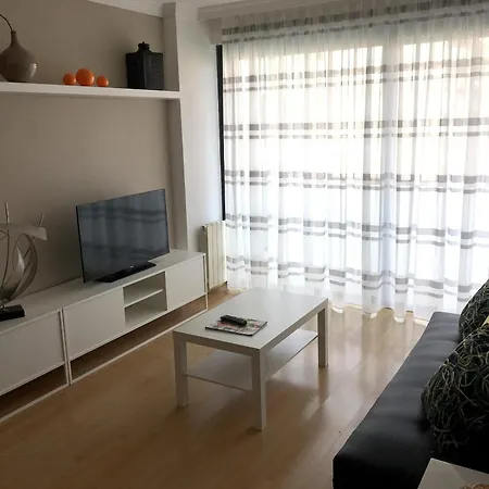 Apartment Spacious In With Shared Pool 85 M²
