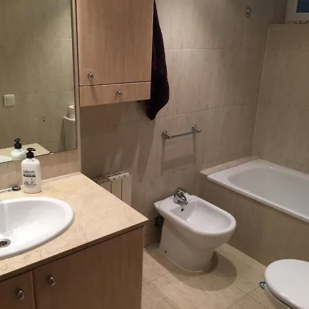 Apartment Spacious In With Shared Pool 85 M² *